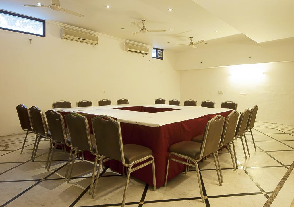 Guest house Ambica Palace 3*