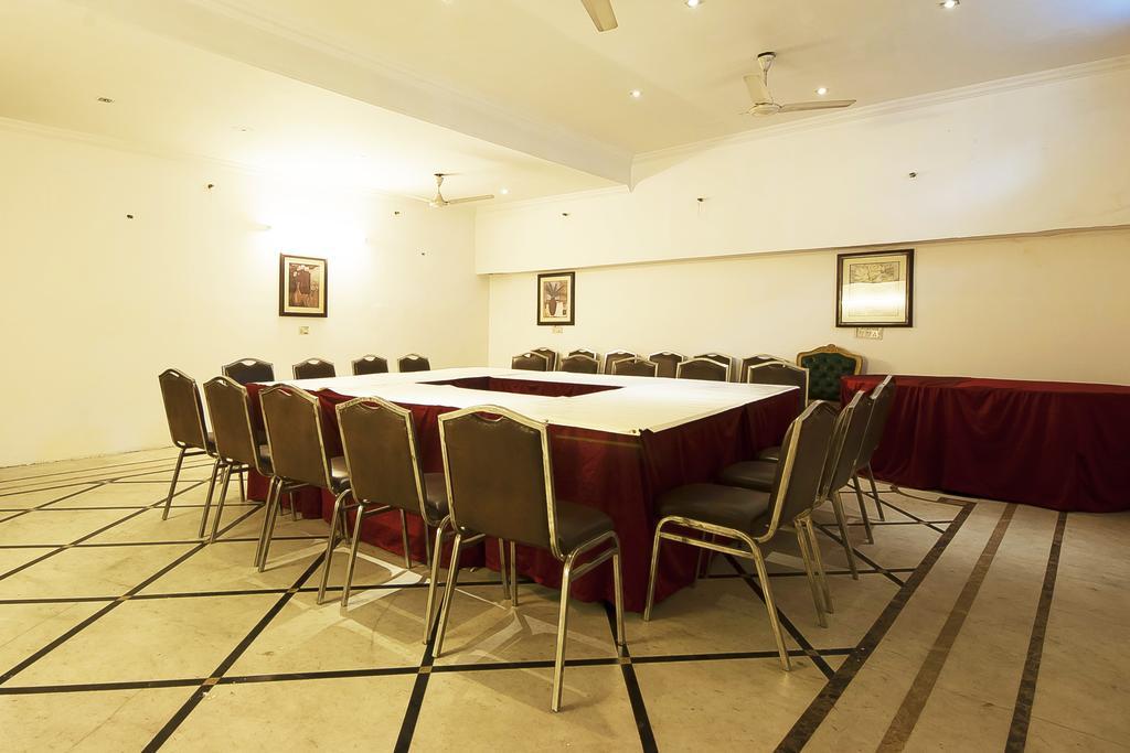 Ambica Palace Guest house New Delhi