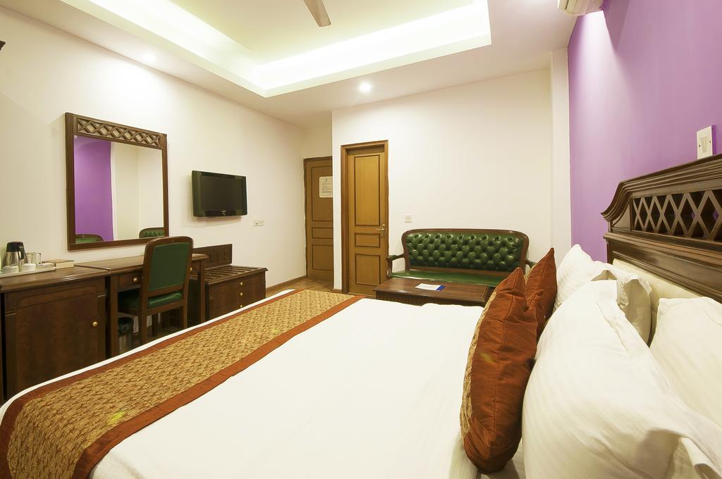 Ambica Palace Guest house New Delhi