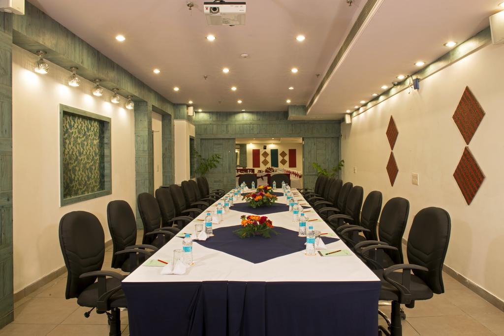 Anila Naraina Vihar Hotel 3*