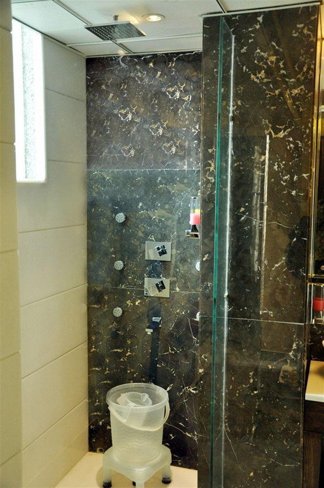 Staybook Hotel Uppal International