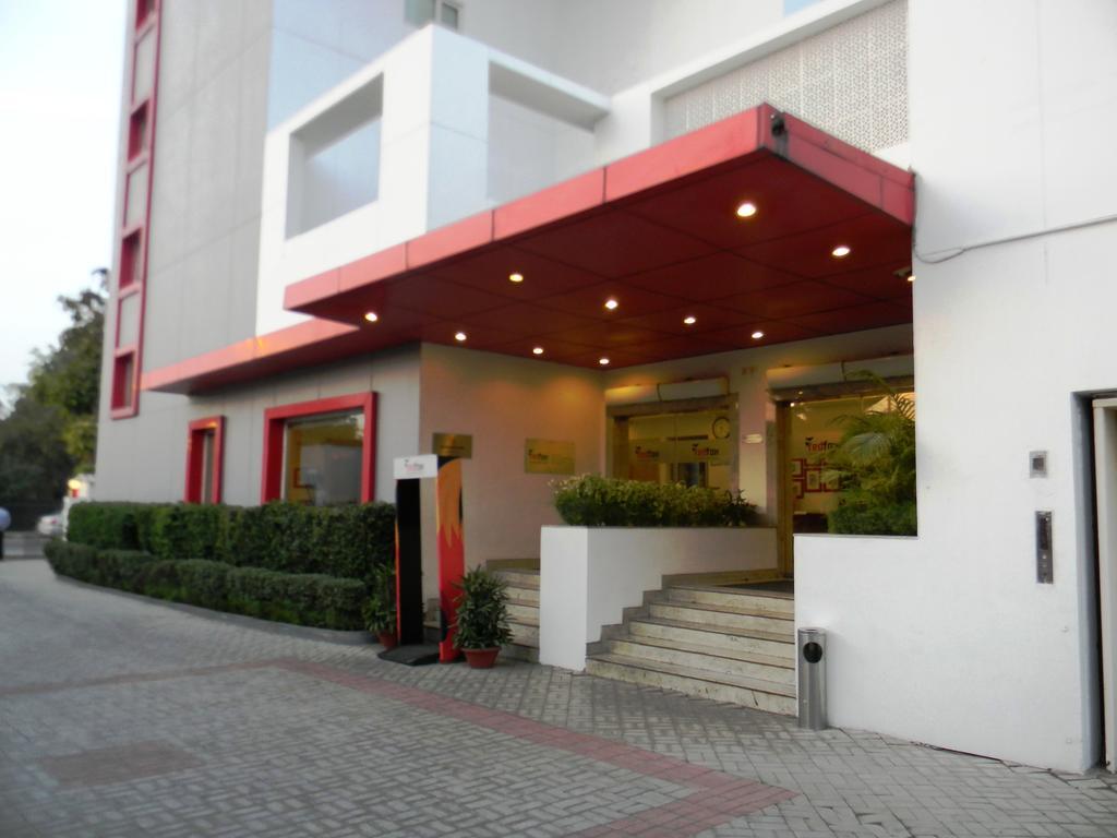 Red Fox By Lemon Tree Hotels, East Delhi (National Capital Territory of India)
