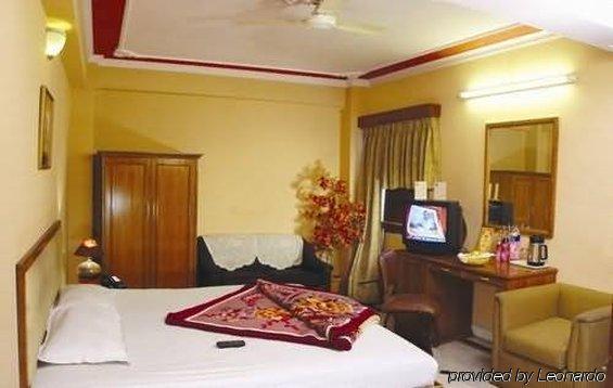 Fabexpress Welcome Palace Near Railway Station Hotel New Delhi
