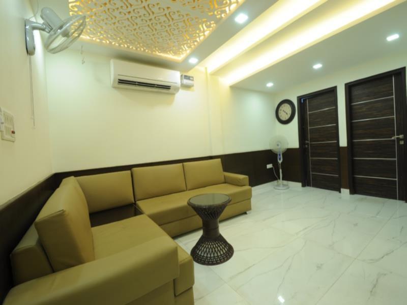 Hotel Hill Palace -near Karol Bagh Metro Station