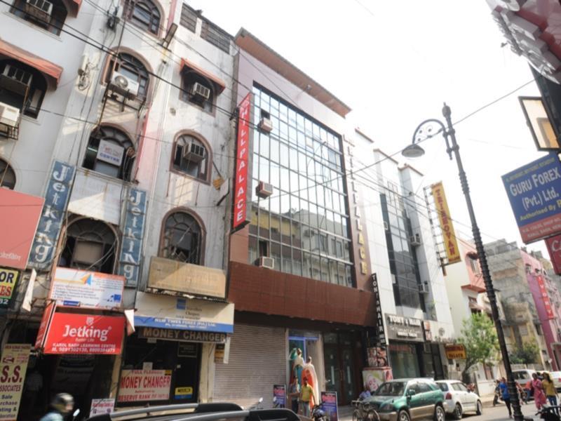 Hill Palace -near Karol Bagh Metro Station Hotel