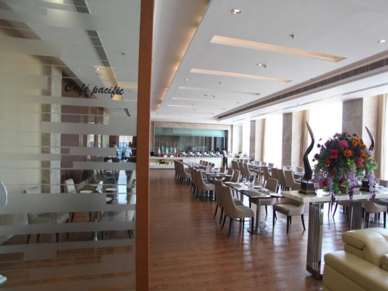 Hotel Ramada By Wyndham New Pitampura 4*