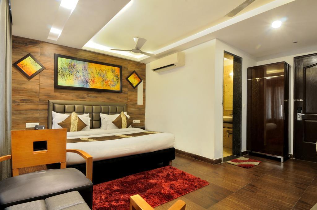 Hotel @ Pahar Ganj