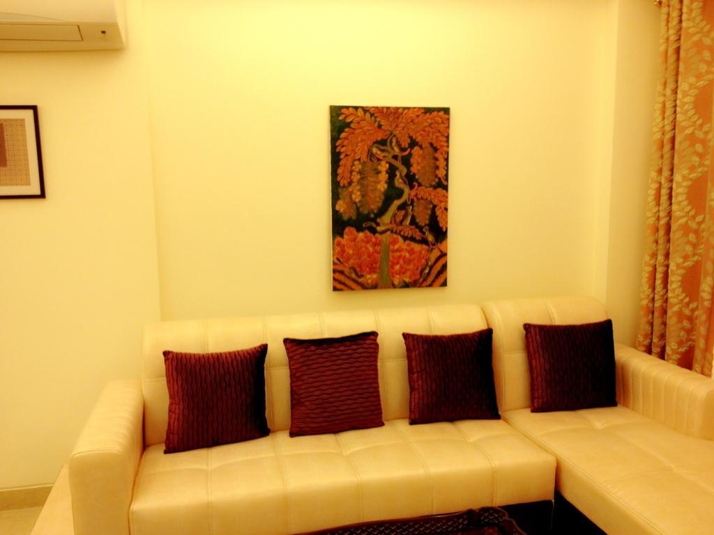 Woodpecker Service - Green Park * New Delhi