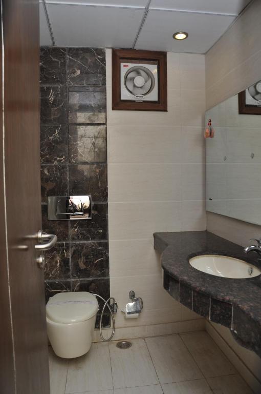 Silver Stone - Karol Bagh New Delhi (National Capital Territory of India)