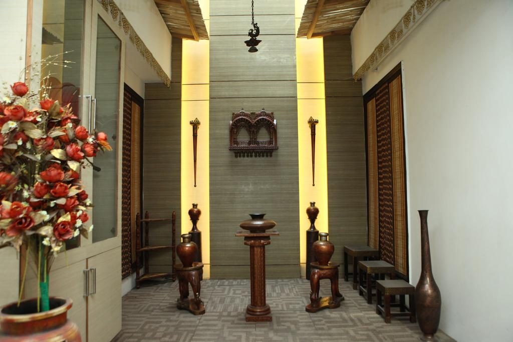 Inn Lavish 3*