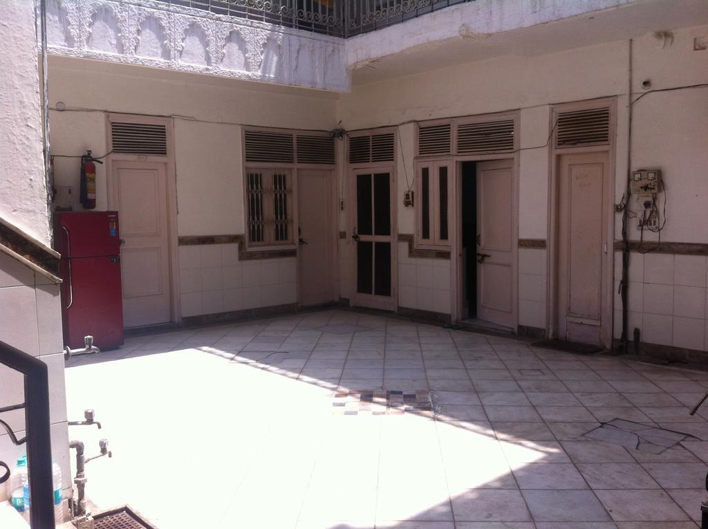 Bajrang Hotel *