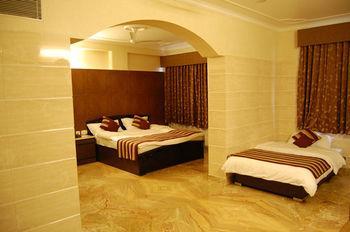 Treebo Trend Singh Sons Karol Bagh Hotel