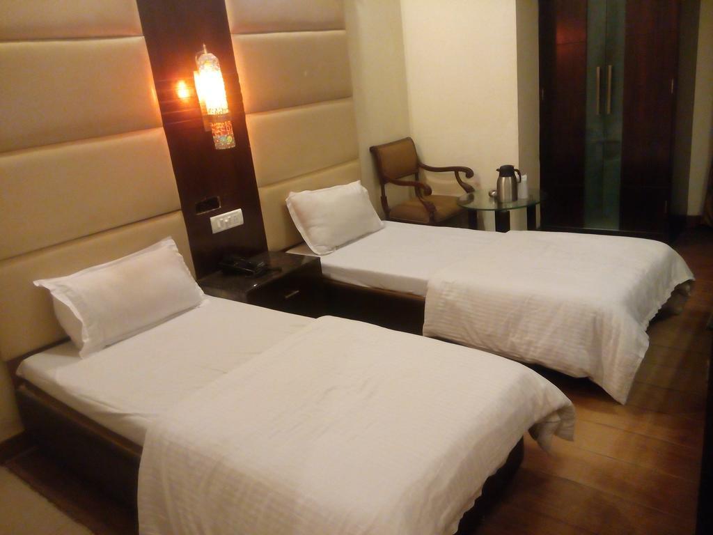 Surya Palace Hotel Nova Deli