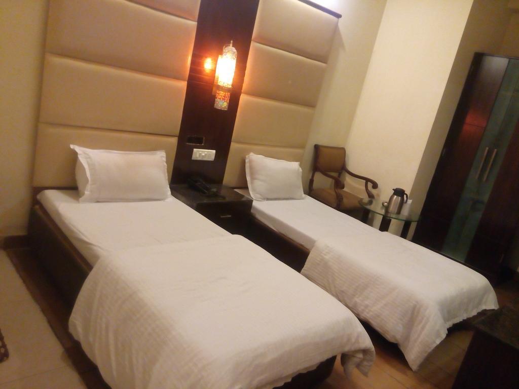 Hotel Surya Palace Nova Deli