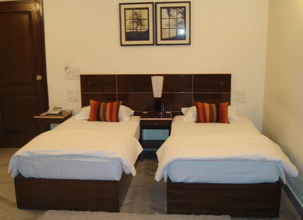 Grand Ffour New Delhi