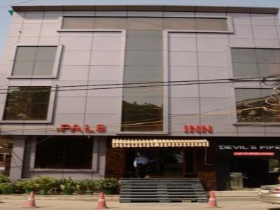 Pals Hotel