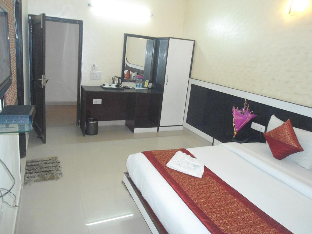 Hotel Richmond New Delhi