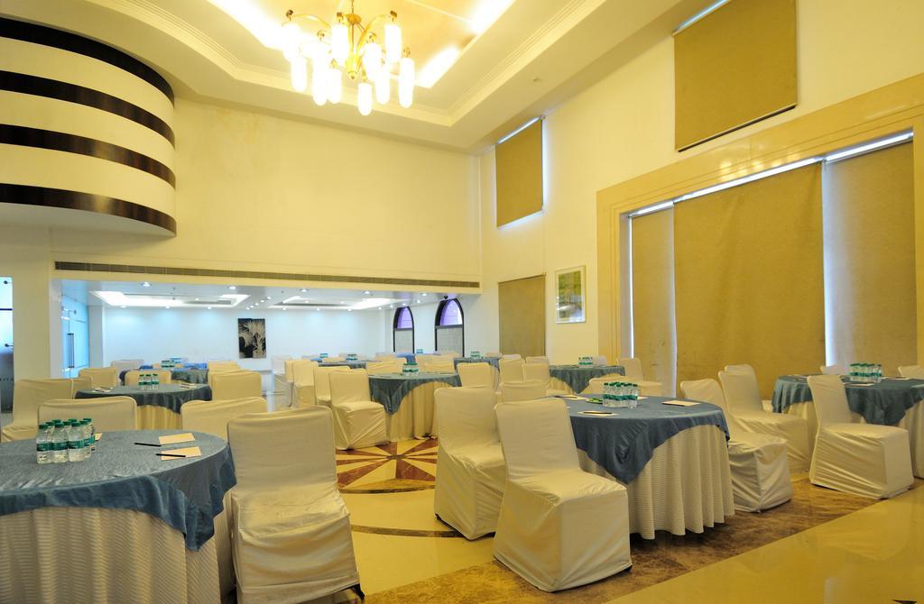 Hotel Mapple Emerald