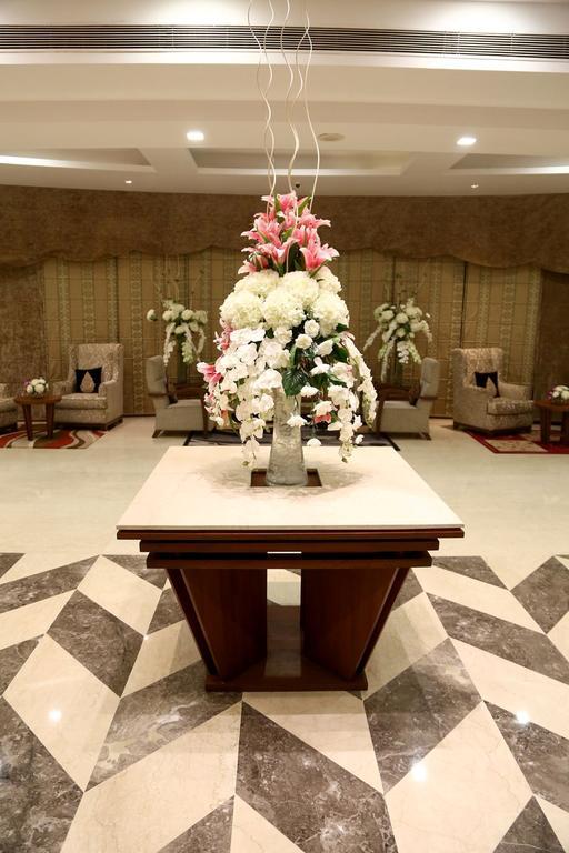 Grand Notting Hills And Hotel New Delhi