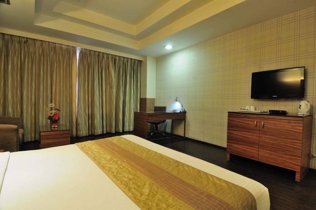 Mapple Emerald New Delhi