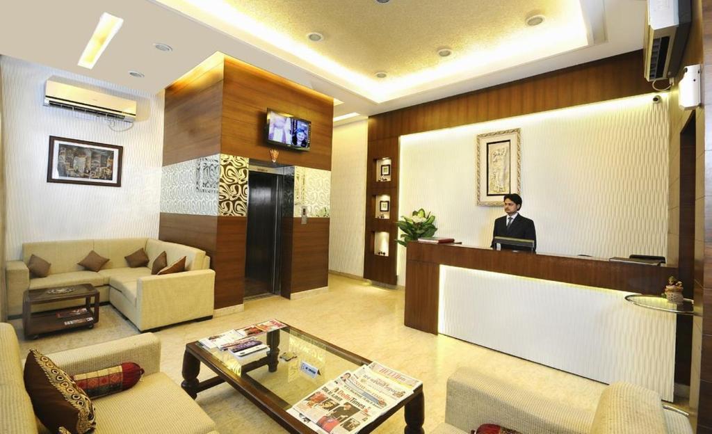 Airport Goodluck Hotel