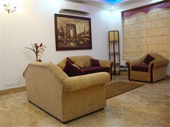 Skylink Bed & Breakfast 3*
