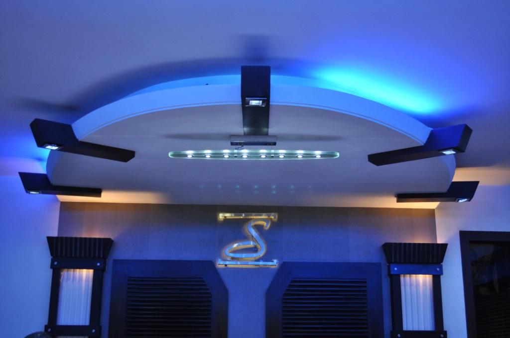 Hotel Solo Victoria New Delhi