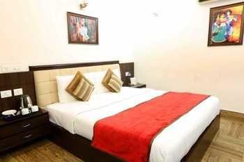 Oyo Janakpuri Hotel New Delhi