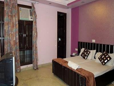Bed & Breakfast The Royal Nest *