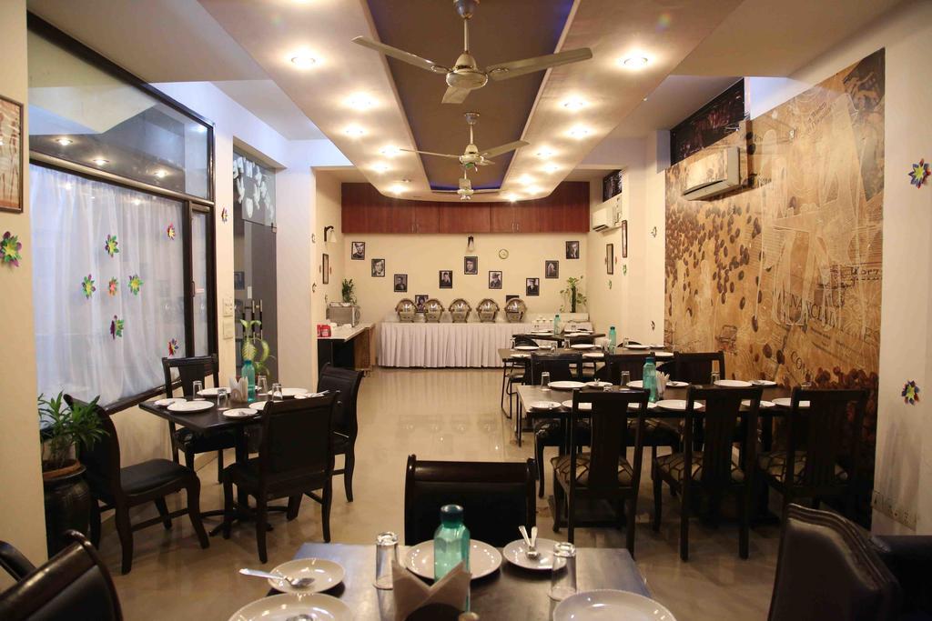 S.d Royal New Delhi