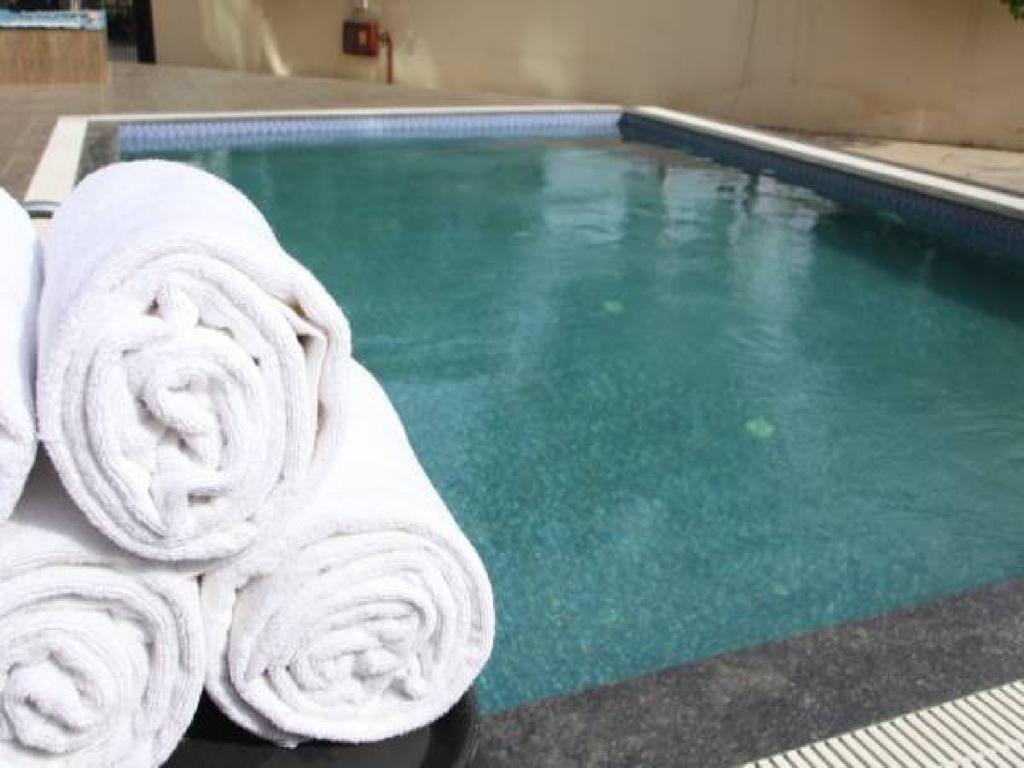 Hotel Ramada By Wyndham New Pitampura 4*