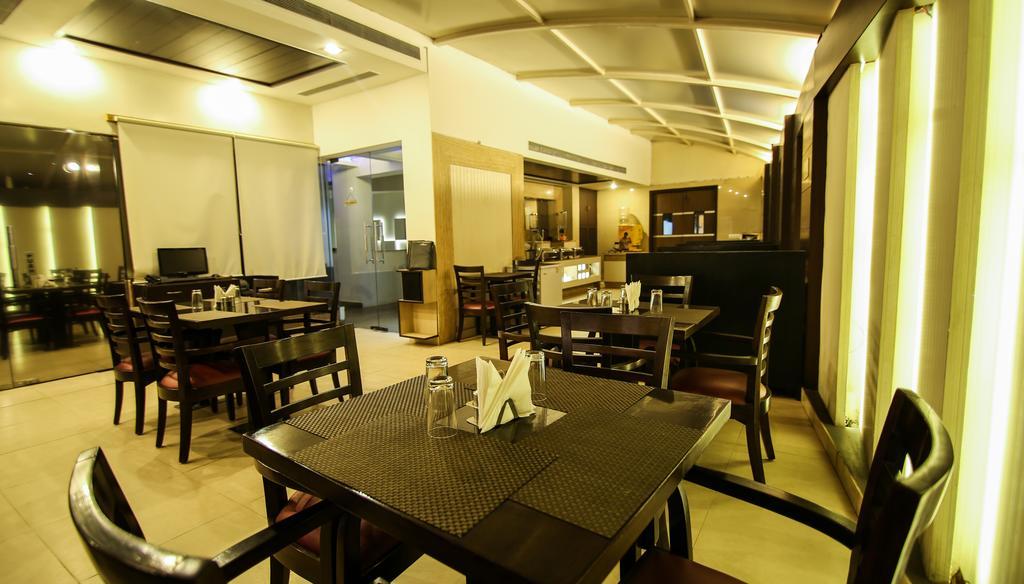 The Prime Balaji Deluxe At Railway Station - Free Airport Pickup
