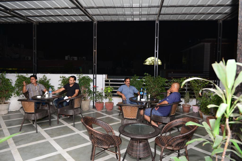 @ Pahar Ganj Hotel