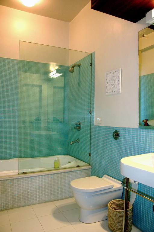 Bed & Breakfast B Nineteen 3*