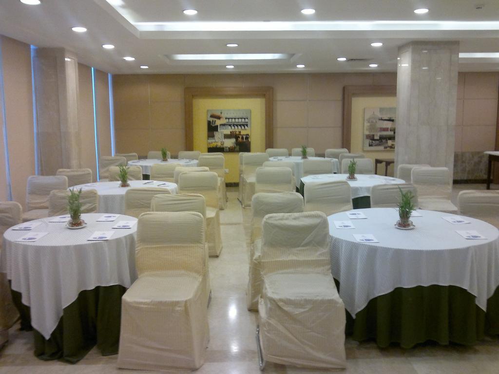 The Janpath 4*