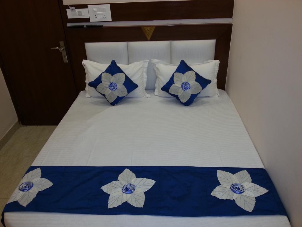 Prem Deluxe Guest House Casa de hóspedes 2*