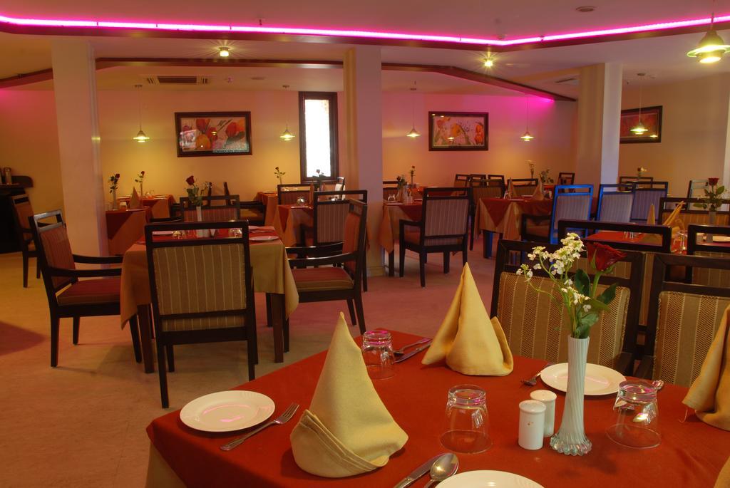 Classic Diplomat Hotel New Delhi