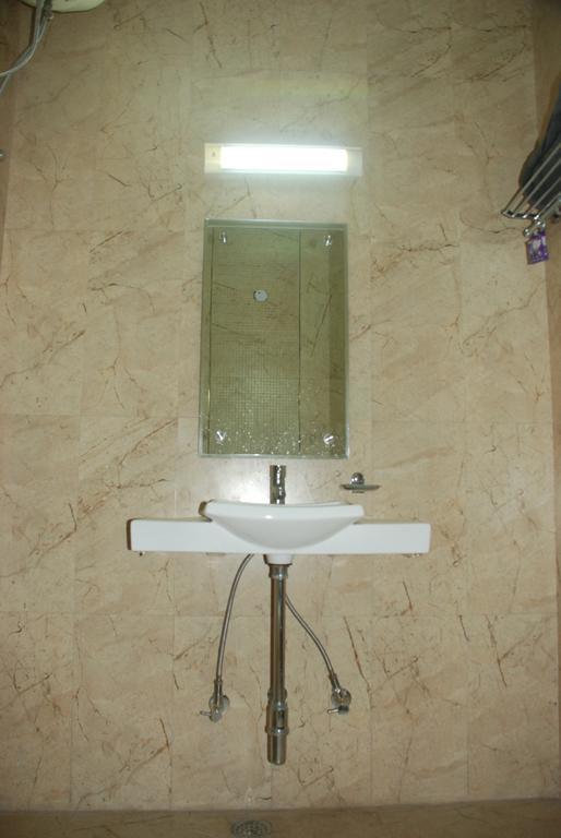 Runway Residency Bed & Breakfast New Delhi