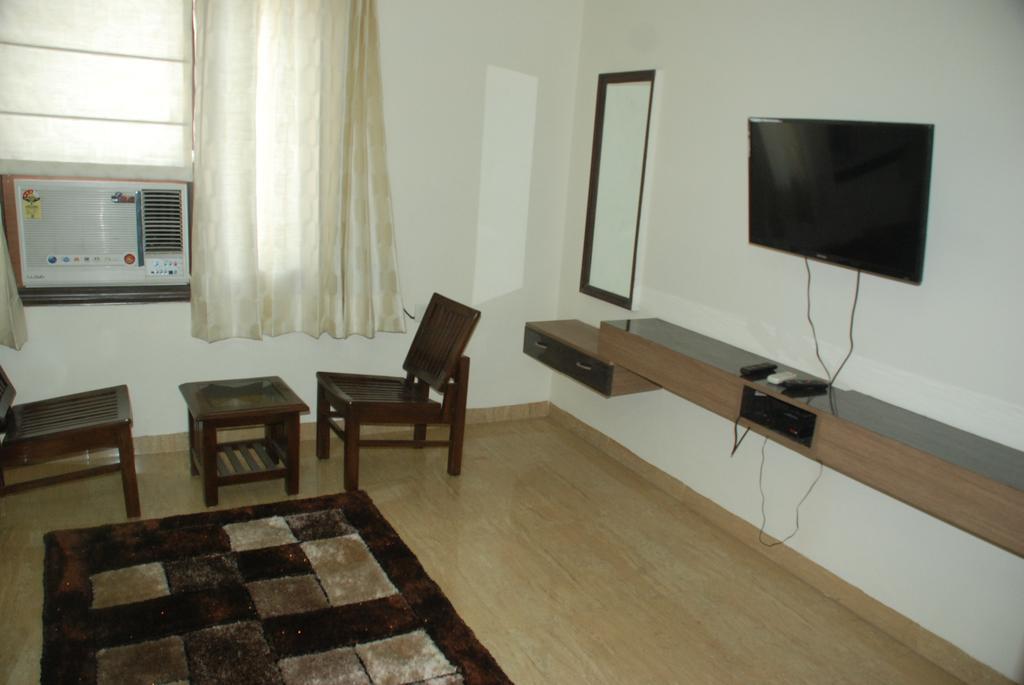 Runway Residency Bed & Breakfast New Delhi