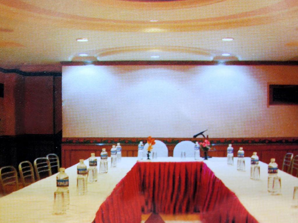 Atithi Palace Hotel