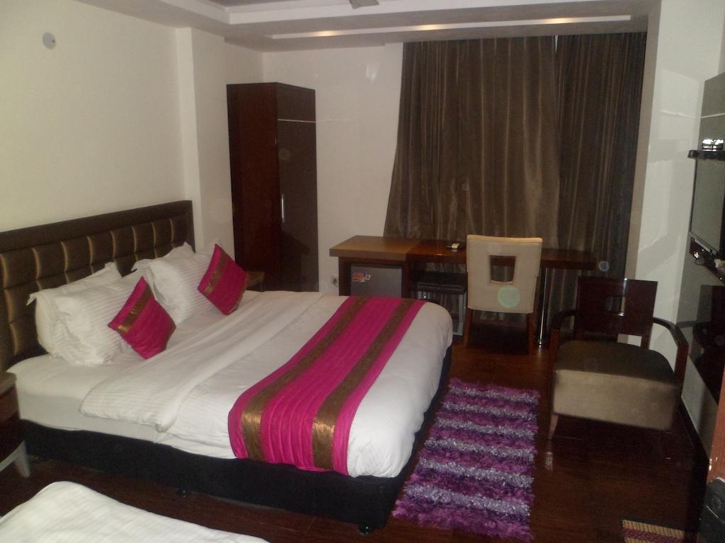 Hotel @ Pahar Ganj 3*