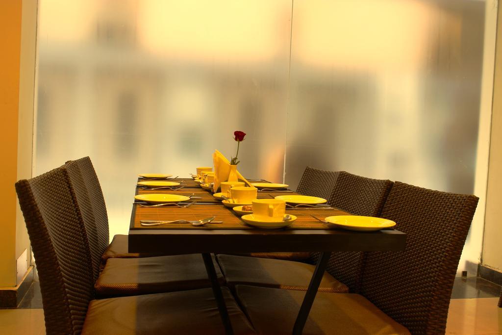 Rosemallow 4* New Delhi