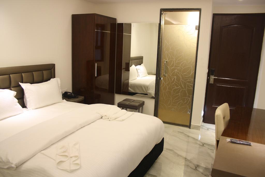 Hotel @ Pahar Ganj Nova Deli