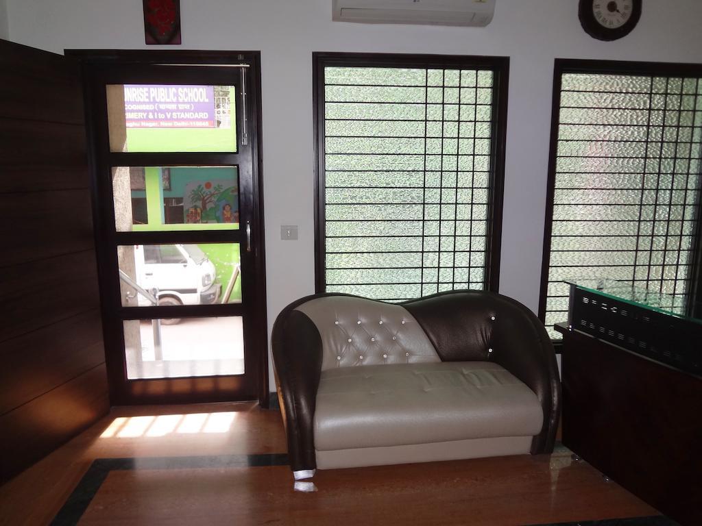 Guest house Rr Residency