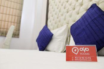 Hotel Oyo Karol Bagh 13a 26