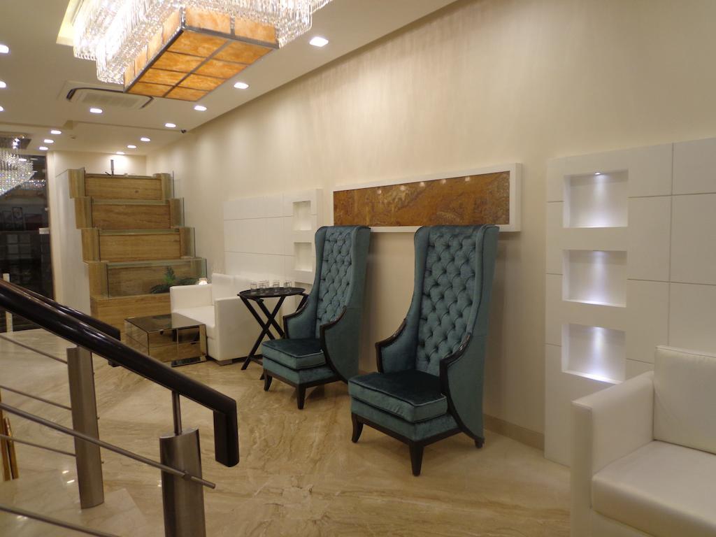 Taj Princess - Boutique