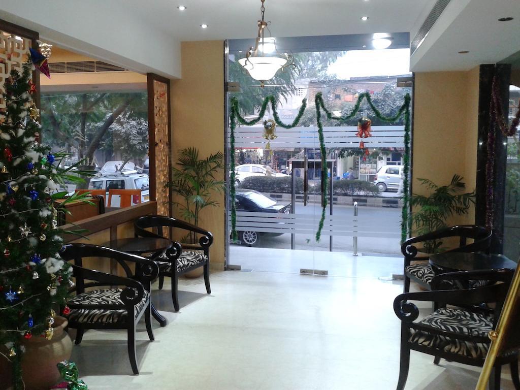 Hotel Athena
