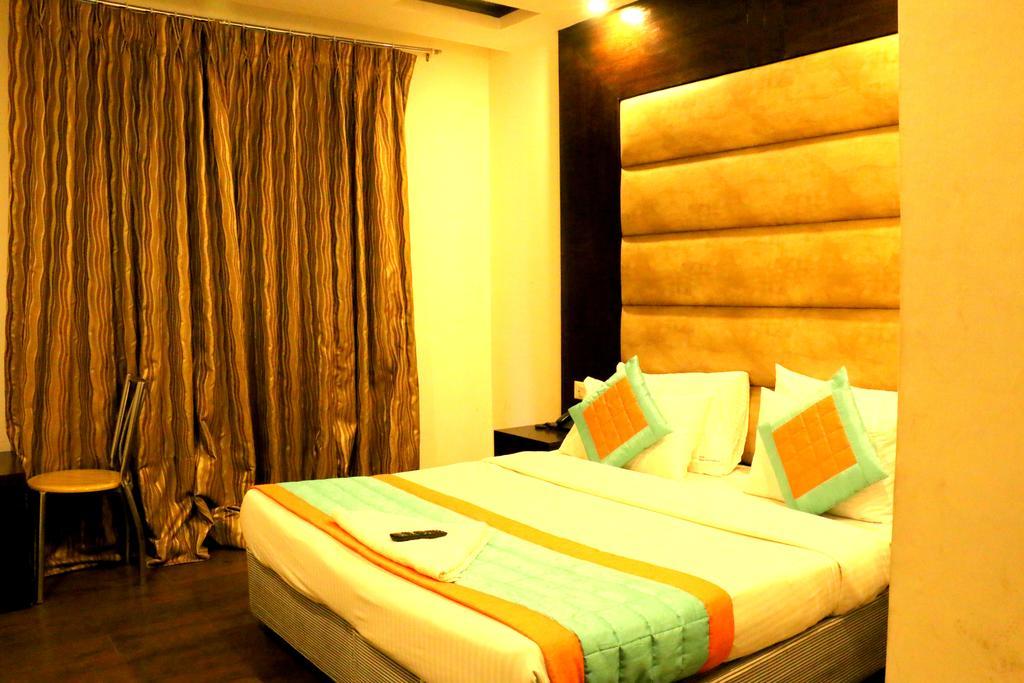 Hotel Benz International 3*