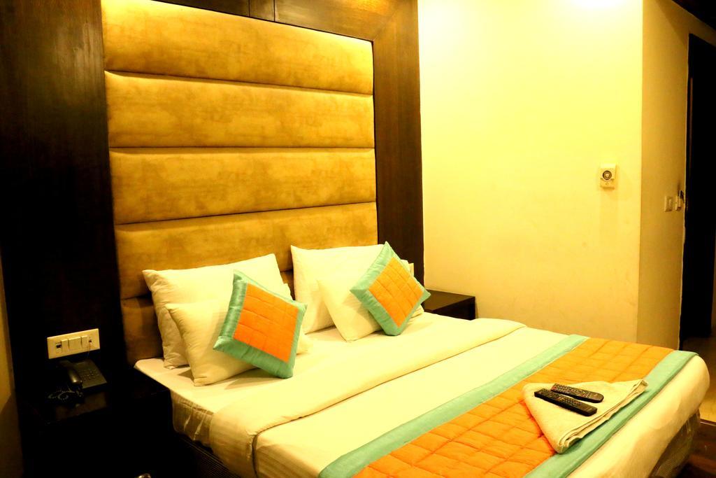 Hotel Benz International 3*