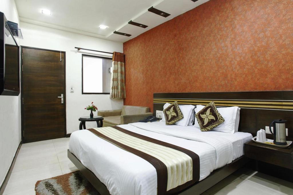 Hotel Milllennium 2000 Dx